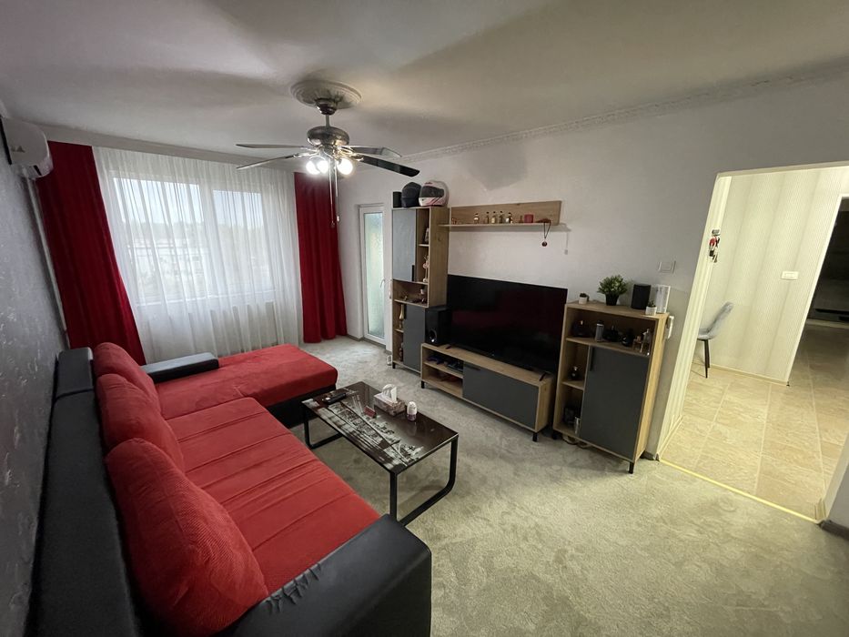 Apartament 3 camere, str. Soldat Croitoru Vasile, acces rapid P.Unirii