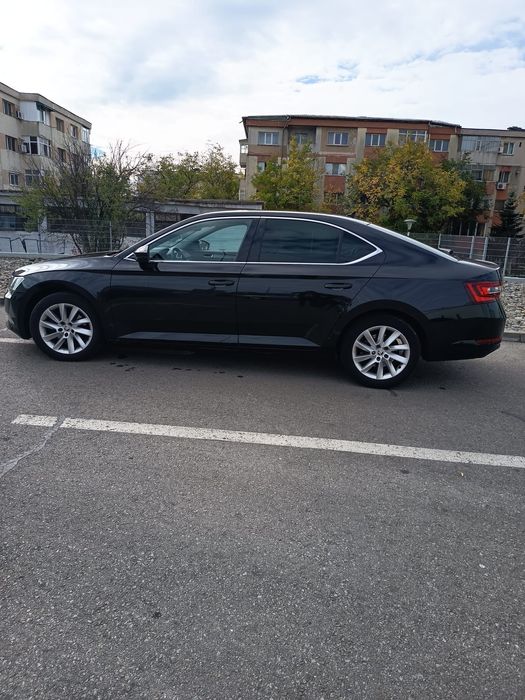 Skoda Superb, automata, km reali