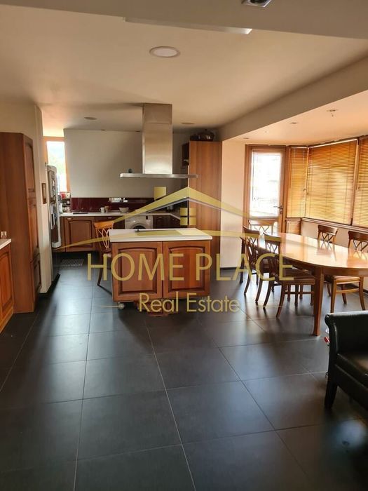 Дава се под наем Мезонет в Варна, Цветен квартал - 150 кв.м за 663 € - Снимка #4