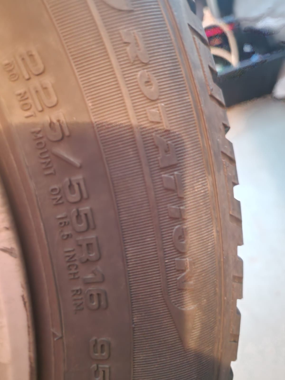 Roti de iarna Audi A4b8