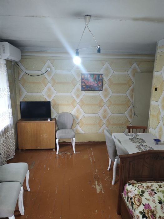 Продается 2-х комнатная Чиланзар 24 Квартал Алмаз туйхана