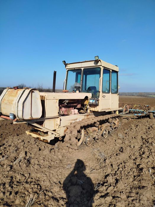 ДТ-75 Верижен трактор