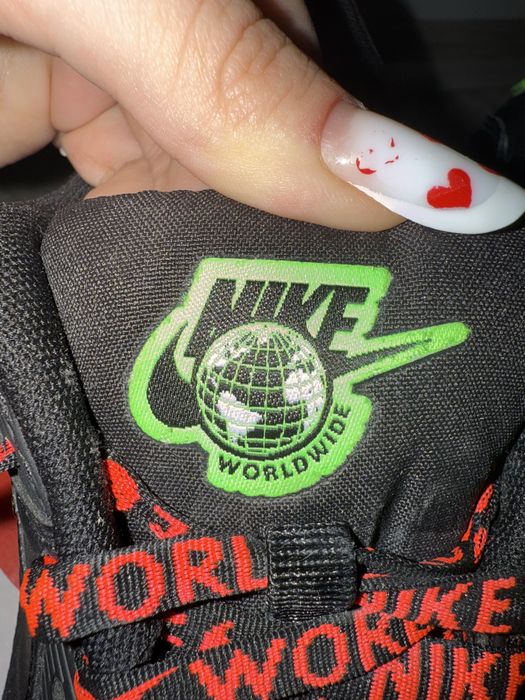 Nike Air Max 90 Worldwide Edition