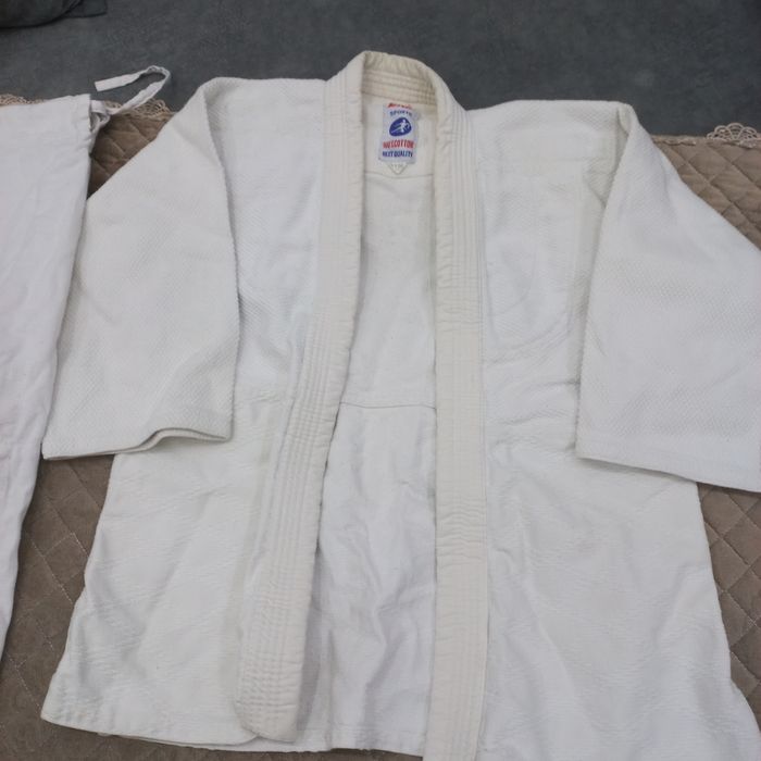 Продам киманно в отличном состояний