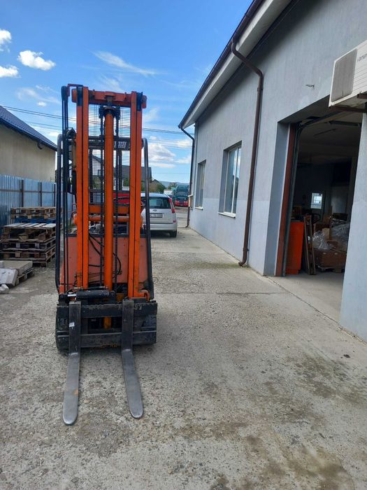 Vand Elecrostivuitor - greutatea de ridicare 1000 kg