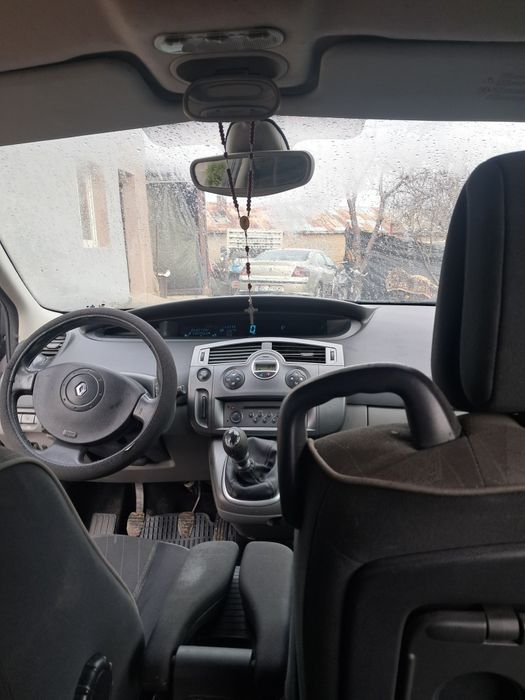Vând  Renault  Scenic motor 1.9 dci