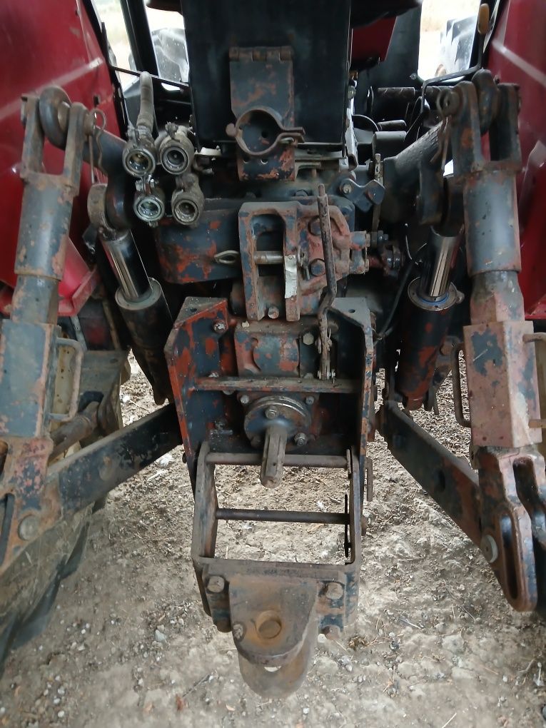 Vind tractor 643 dtc plug disc și combinator