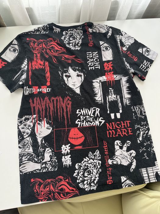 Tricou Bershka Anime Horror