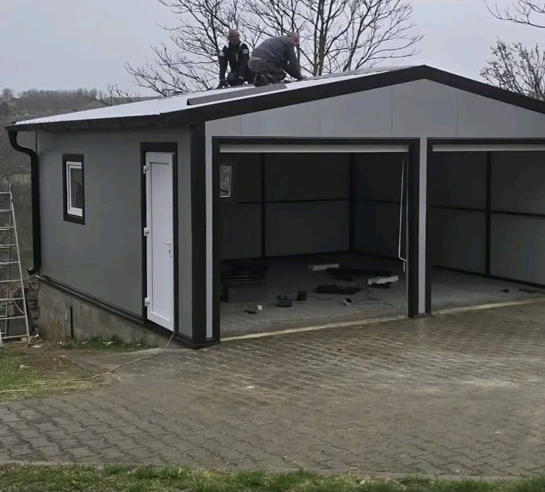 Garaj metalic din panouri sandwich 3.5 x 6m