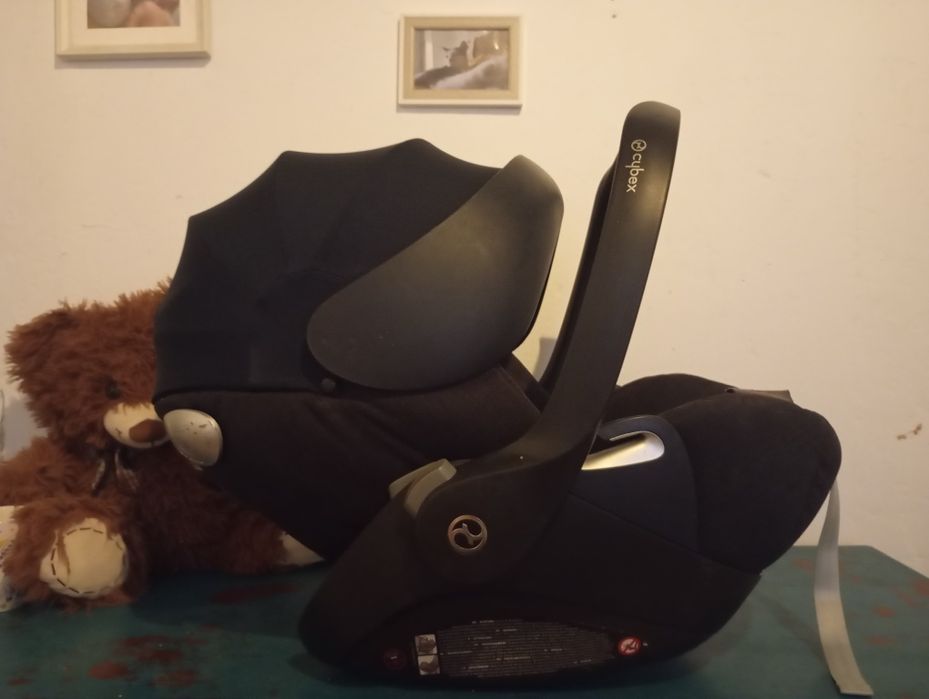 Scaun auto bebeluș Cybex Cloud Q + bază Cybex Base Q-Fix – până la 13