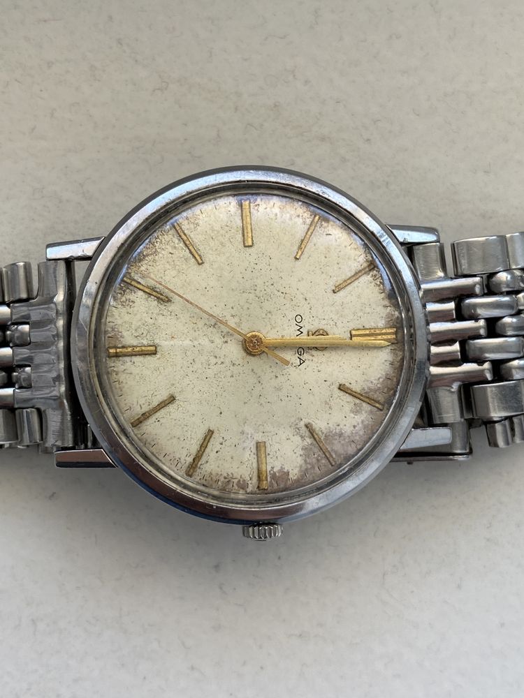 Ceas Omega calibrul 600 din anul 1964