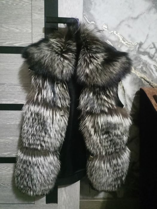 Продам натуральную чернобурку.