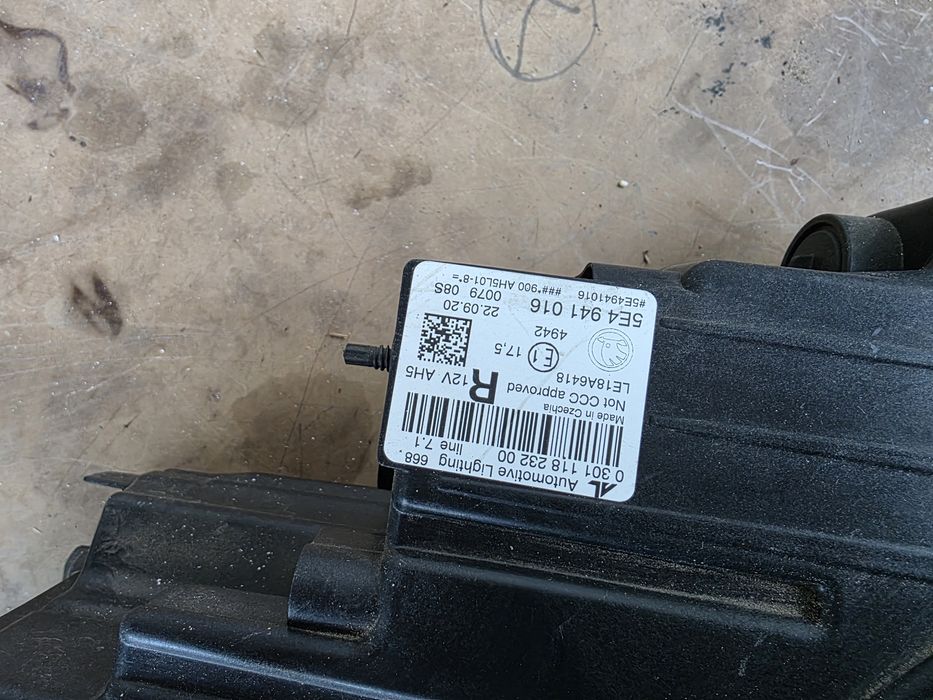 Skoda octavia 4 full Led 2021 десен фар