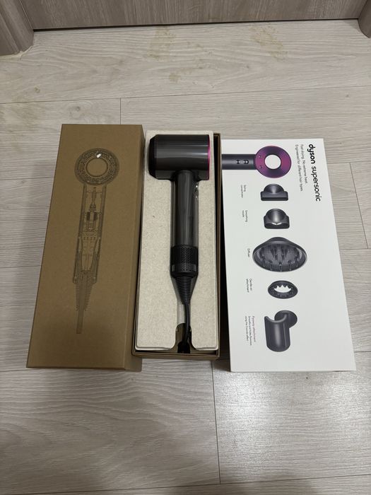 Dyson Supersonic HD08 – Uscător de păr profesional, nou