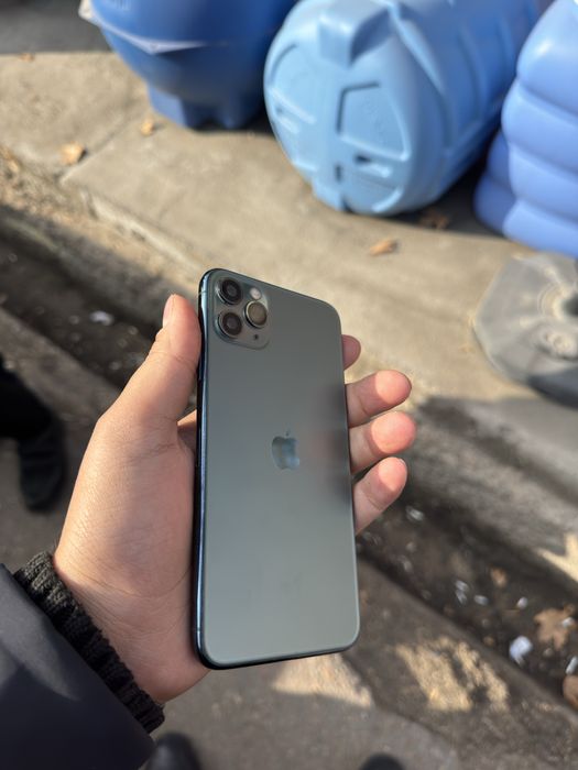 iPhone 11 pro max srochna sotiladi