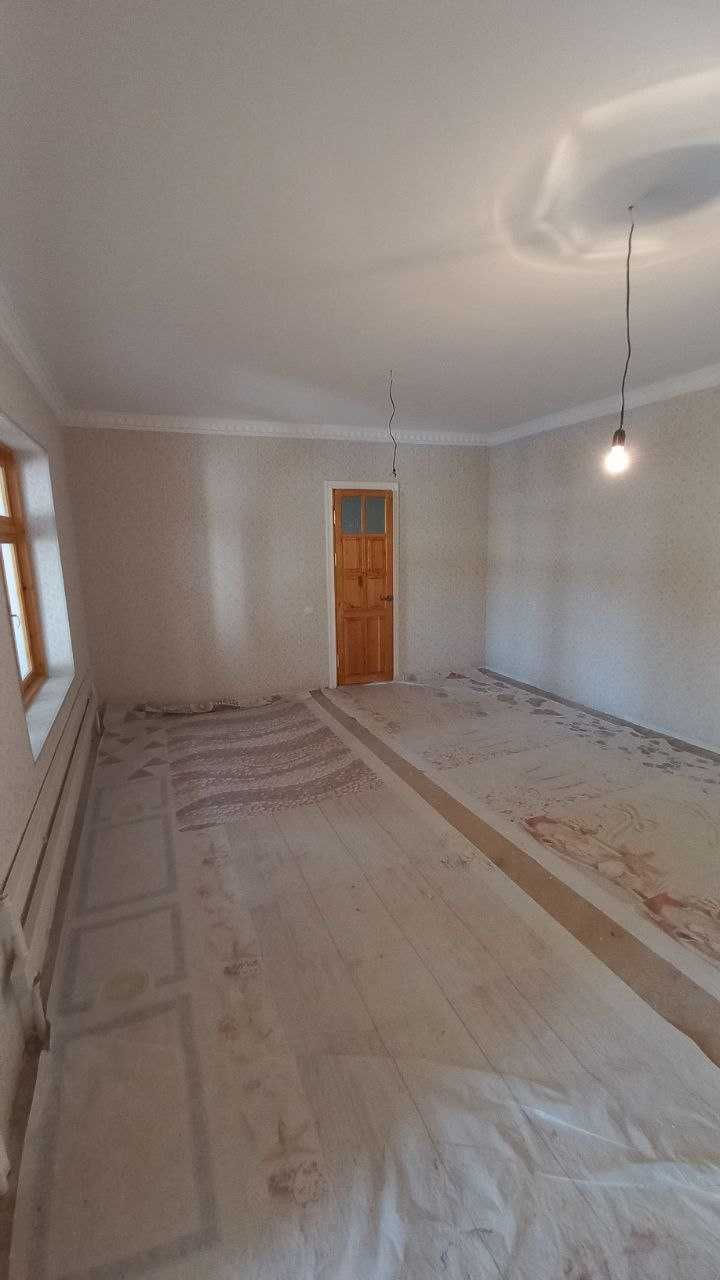Дом М Улугбекский р-н Алишеробод. 4 соток
