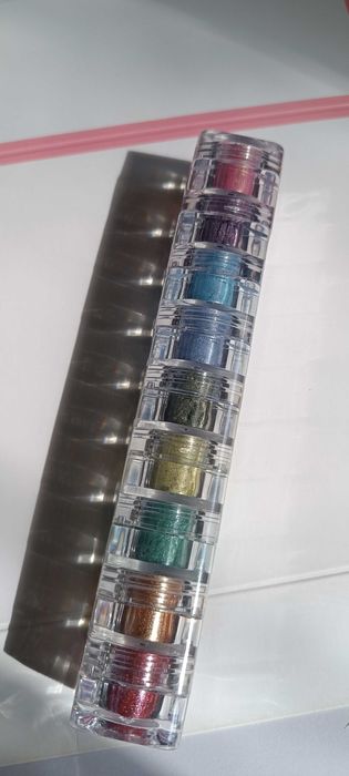 Oferta seturi 9 pigmenti Bella Pierre