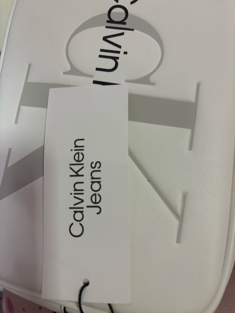 Чанта Calvin Klein