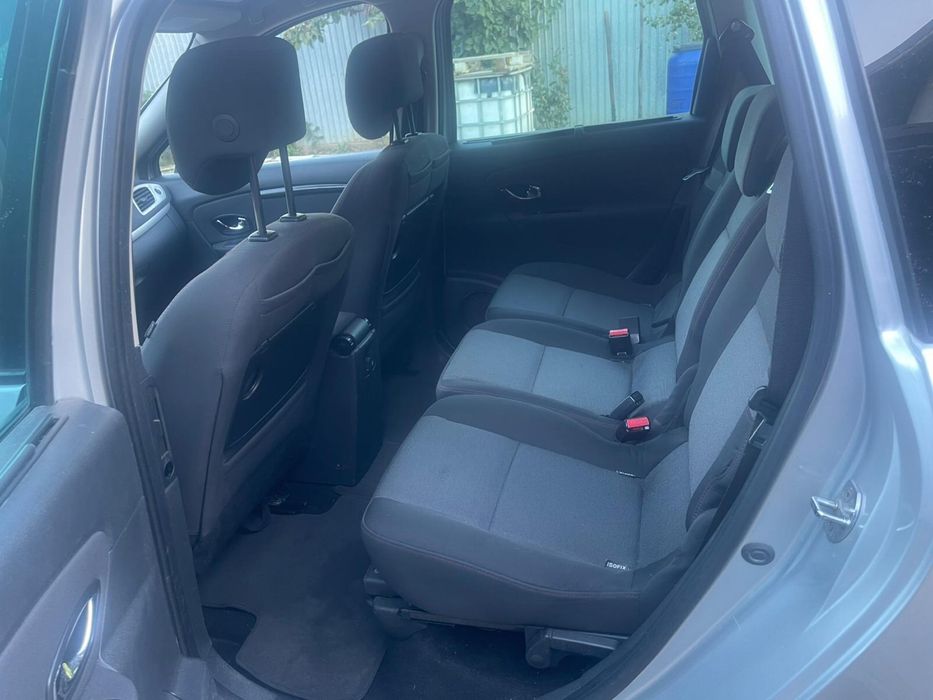 Renault Grand Scenic 7 locuri / 2014/1,6 diesel, 130 cp. euro5