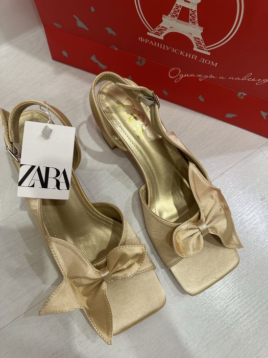 Босоножки элегантные