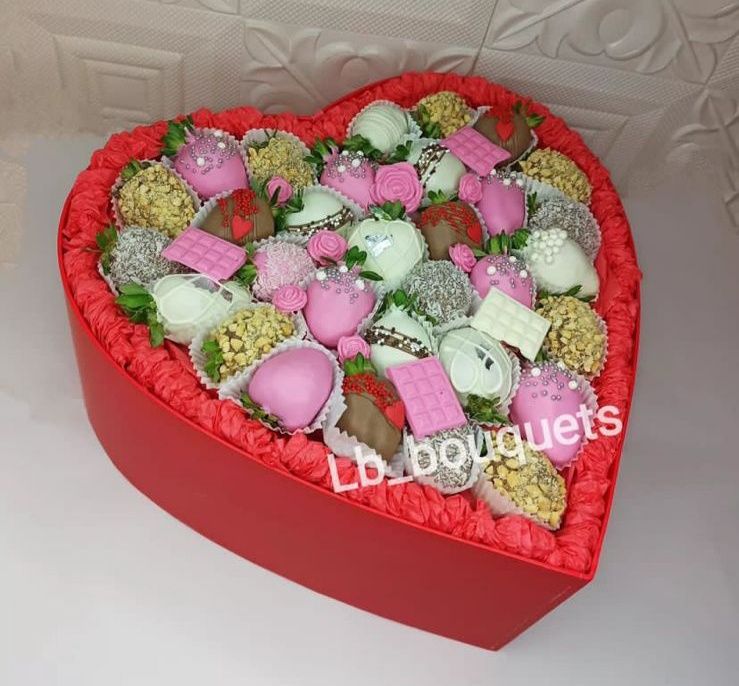 Клубника в шоколад, клубничный букет, цветы, подарок, торт, десерт,гул