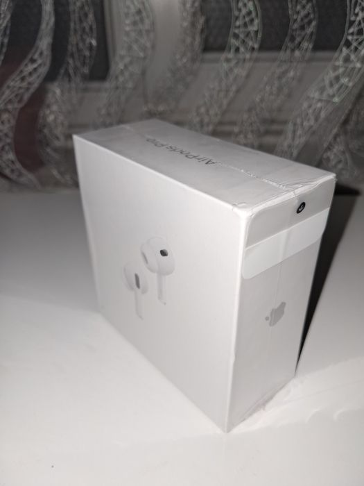 Продам безпроводные новые наушники