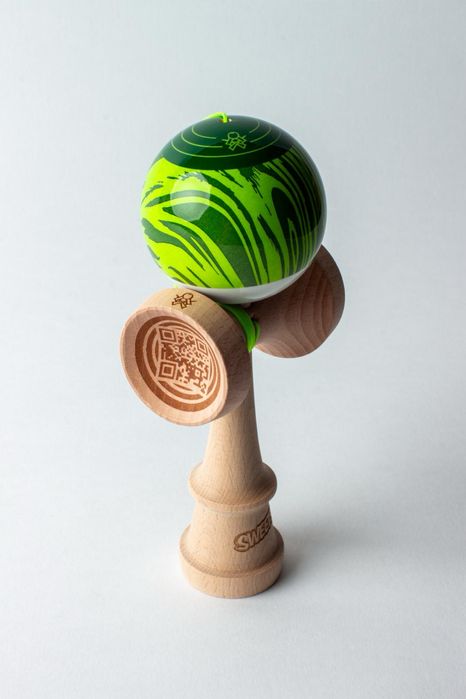 Sweets kendama verde si albastra