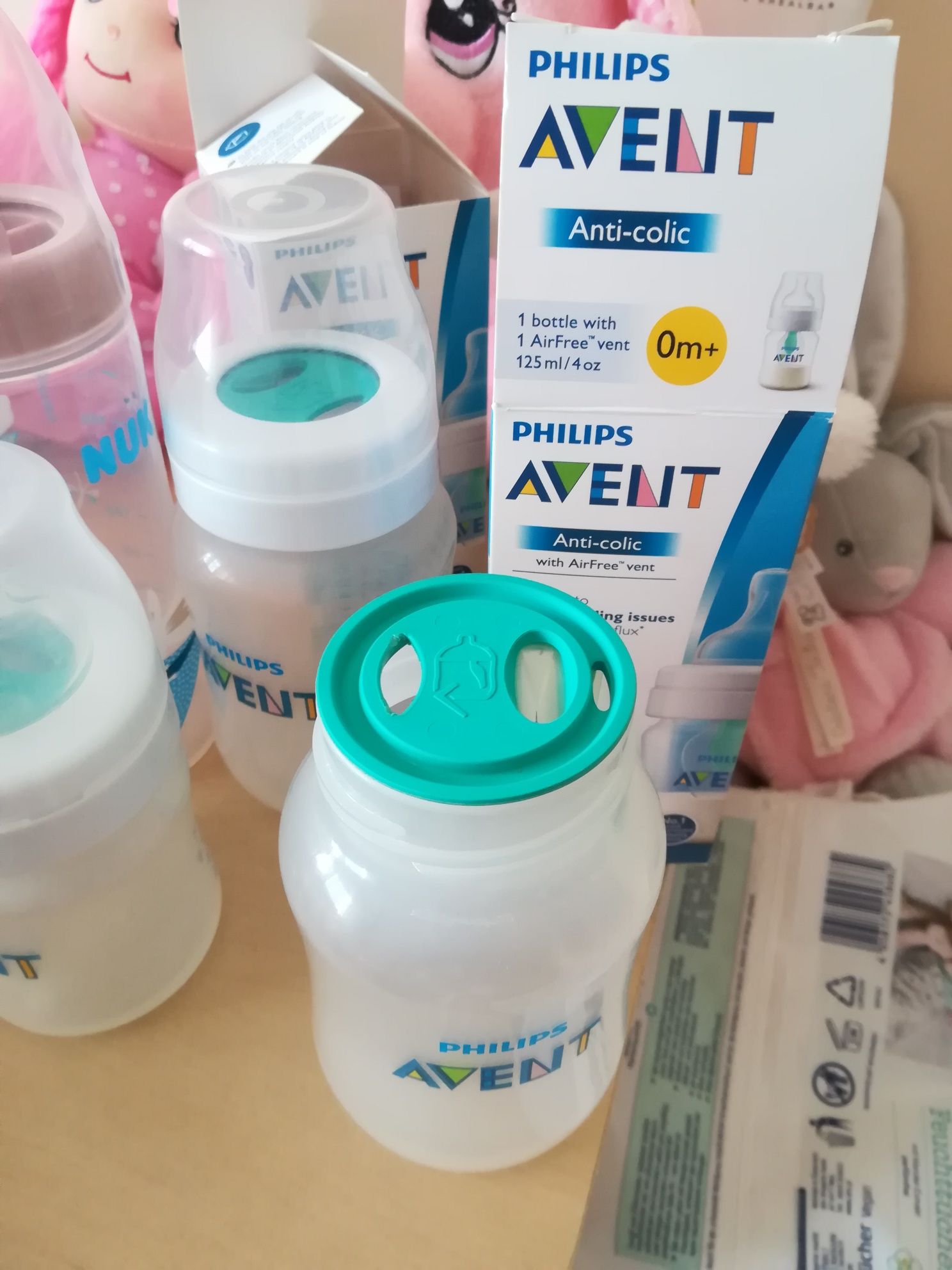 Шишета анти колик Philips Avent  и Nuk