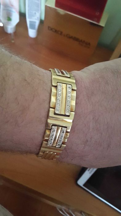 продам золотой браслет с бриллиантами