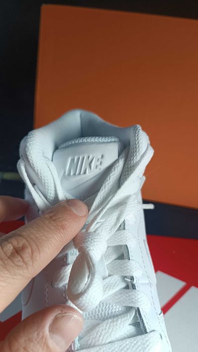 Nike ebarnon mid  size 38