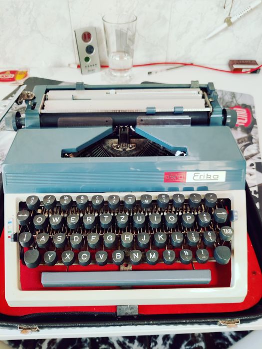 Mașina de scris Erika