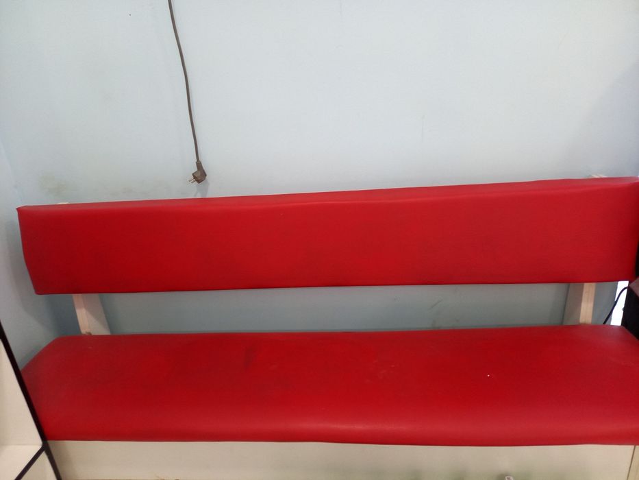 Ishga tayyor rastalar mebellar sotiladi