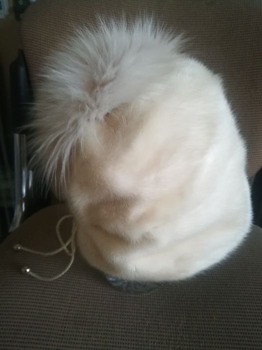 Продам шапку норковую