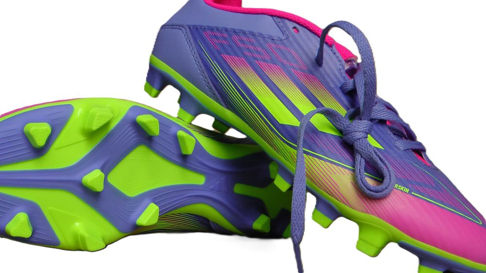 Ghete fotbal crampoane NOI Adidas F50 Club marimea 40,5