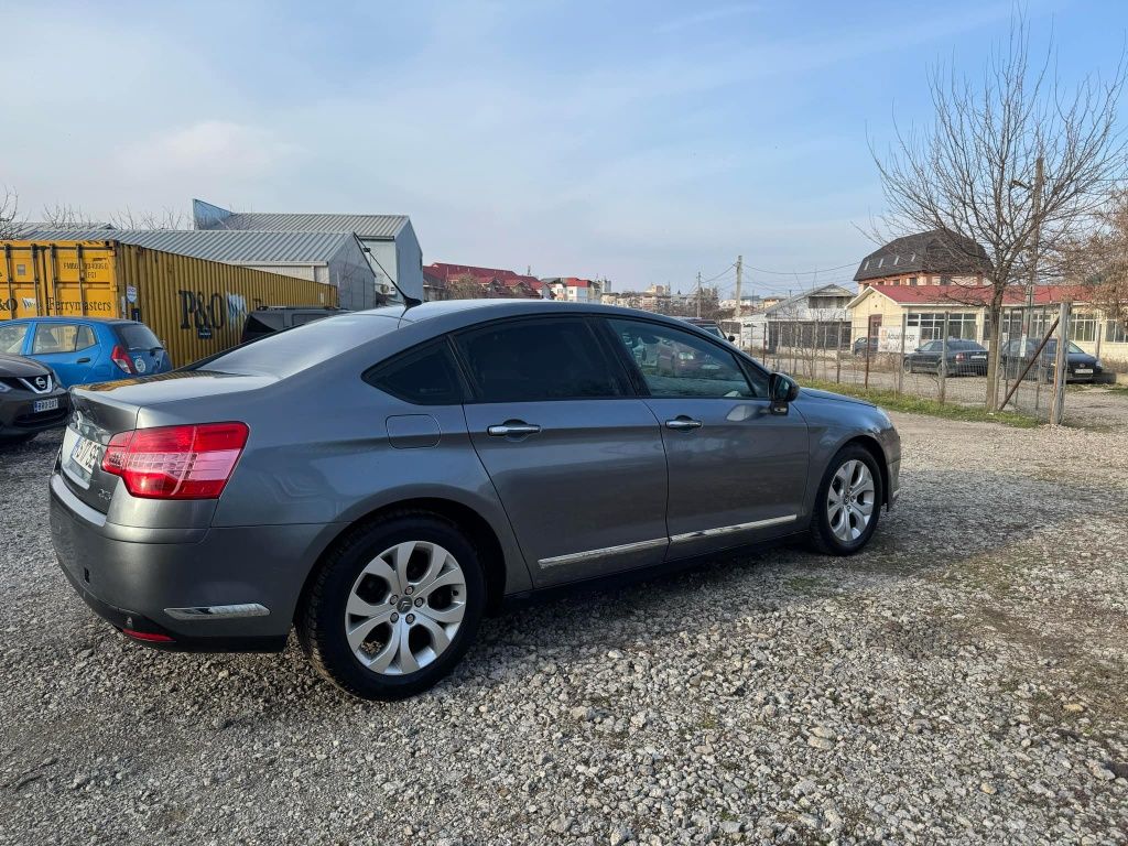 Vând sau schimb Citroen C5 an 2010