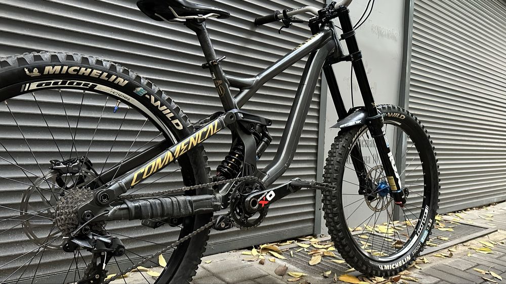 Commencal Supreme DH 27,5 M