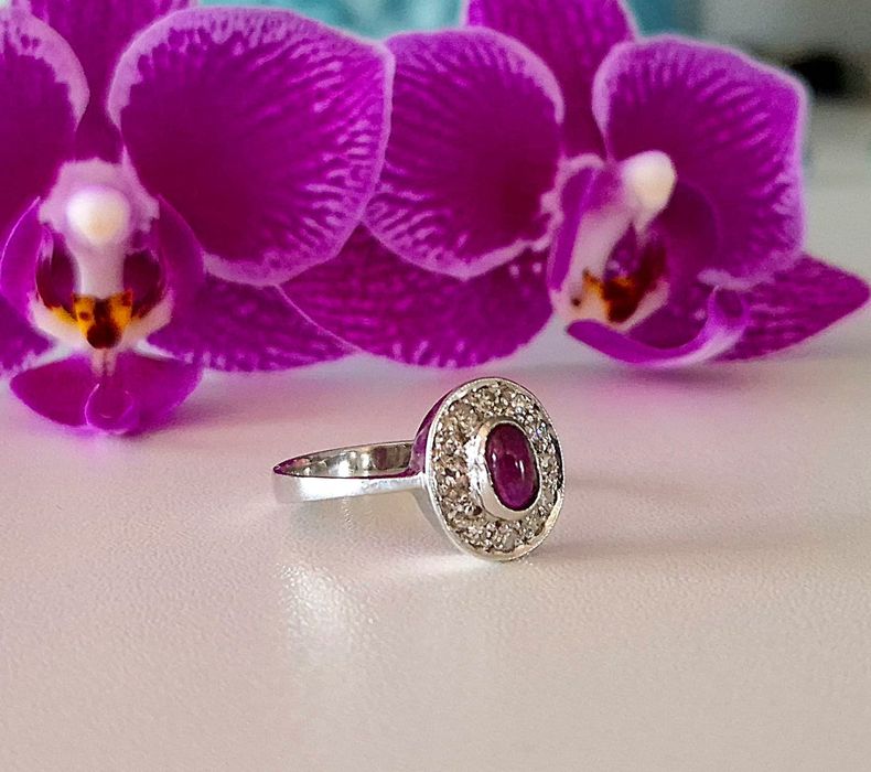 Inel din aur de 14K cu rubin si diamante naturale