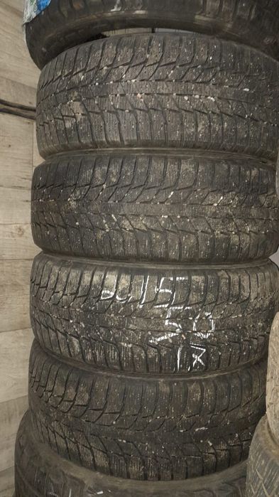 Продам шины комплект