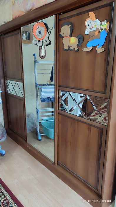 Spalni garnitur sotiladi