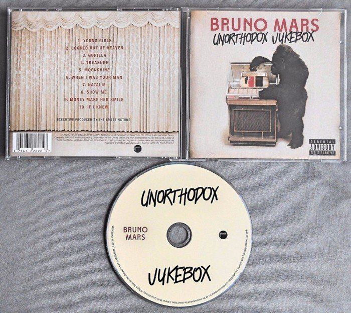 Bruno Mars - 2 albume: Unorthodox Jukebox, XXIVK Magic (24K Magic)