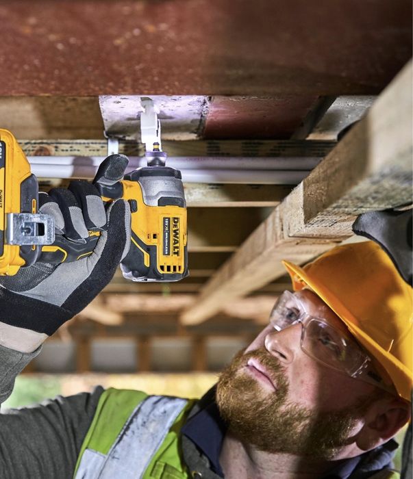Комплект DeWALT Безчеткови Перфоратор , Ъглошлайф , Импакт / Винтоверт