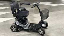 Scooter / carucior electric / persoane cu mobilitate redusa  Vivo +