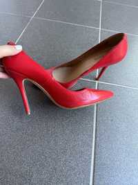 Pantofi rosii hinson