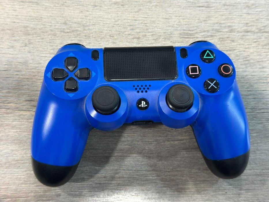 Playstation 4- 500GB с един контролер