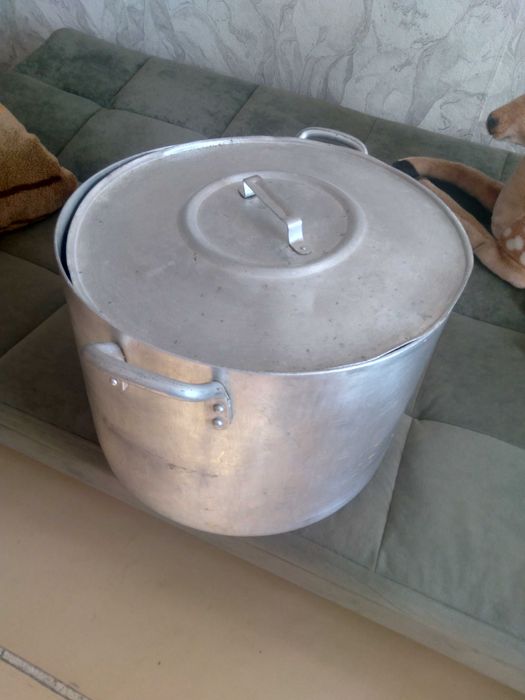 Очень Большая Кастрюля