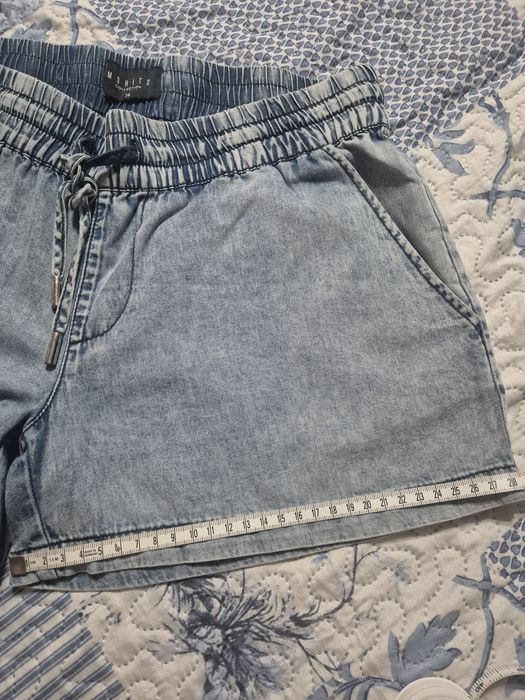 Pantaloni scurți dama