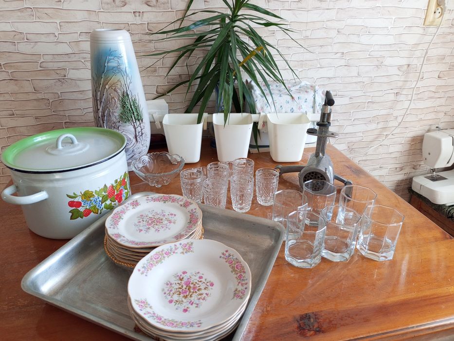 Кухонная посуда ваза