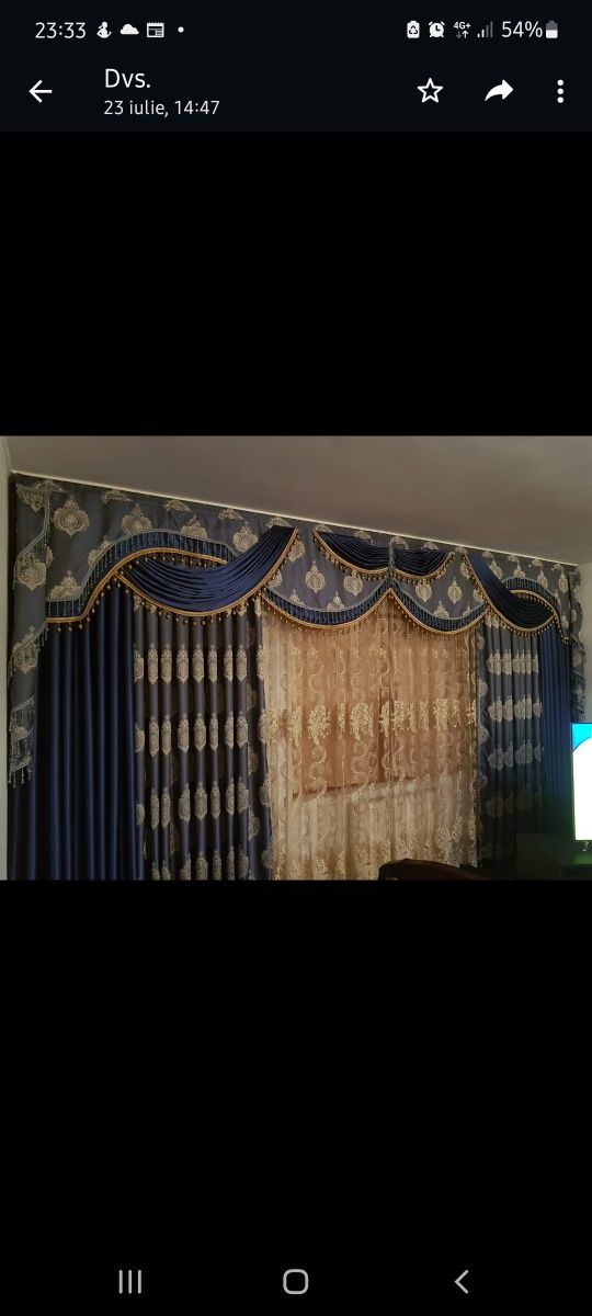 Draperie albastra înălțimea draperiei 2 .50.