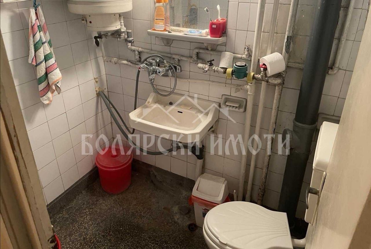 Продава се Двустаен апартамент в Горна Оряховица - 70 кв.м за 828 €/кв.м - Снимка #4
