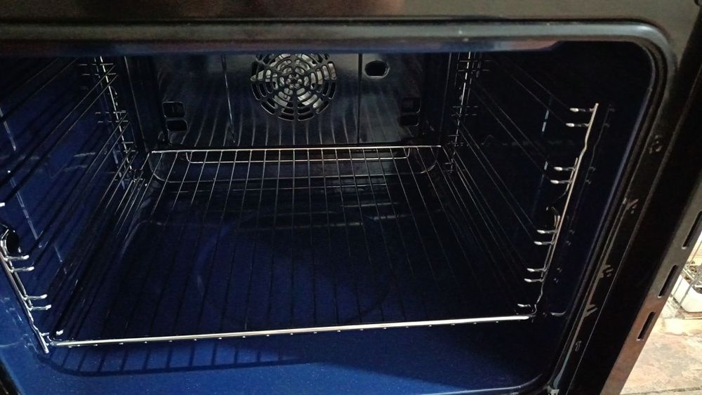 Продаётся, встраиваемый духовой шкаф артель